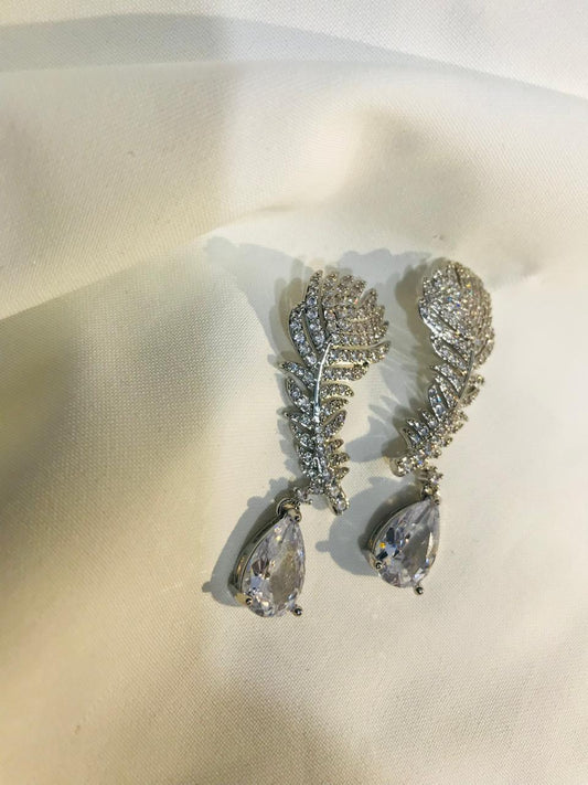 LEAF EARRINGS